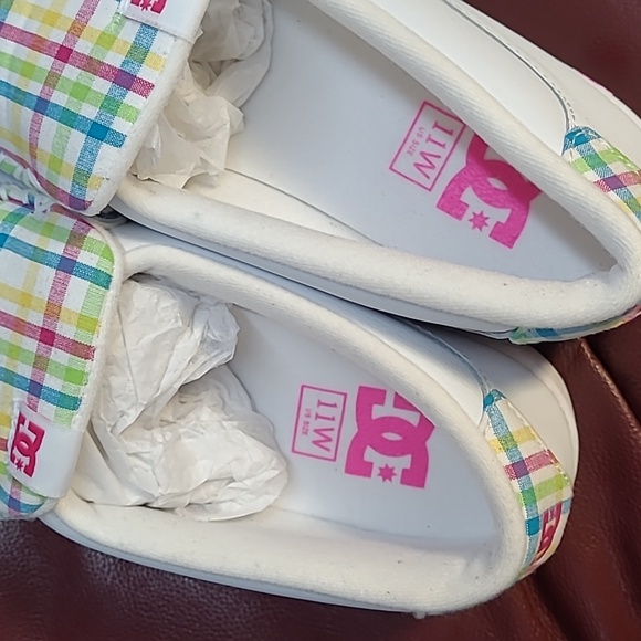 DC WOMEN'S VILLAIN SLIP-ON SHOES NEW-OLD STOCK (2010) US Size 11 - Picture 5 of 7